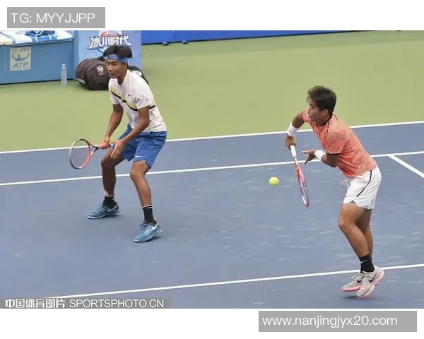 成都网球队与深圳网球队赛后分析：节奏掌控与战术对决的深度剖析