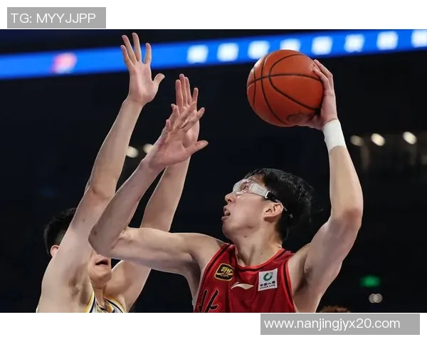 重磅专题：探讨北京篮球队如何实现进攻战术的全面革新与提升