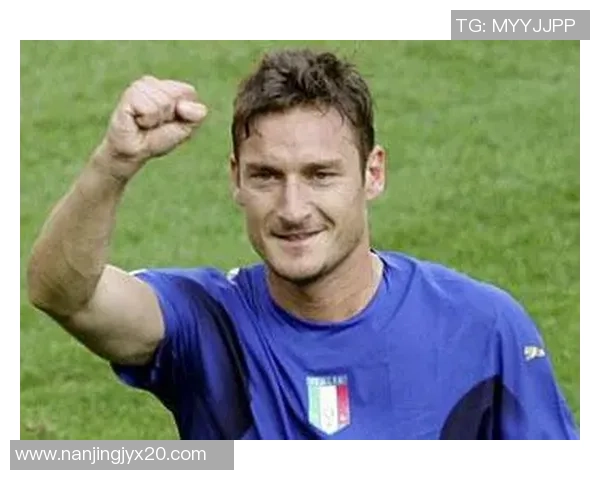 意大利足球明星盘点:从传奇到新秀的璀璨星光 意大利足球明星盘点:从传奇到新秀的璀璨星光