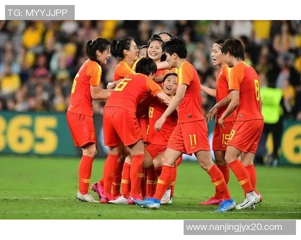 去看篮网的足球明星与球迷互动的精彩瞬间与背后的故事